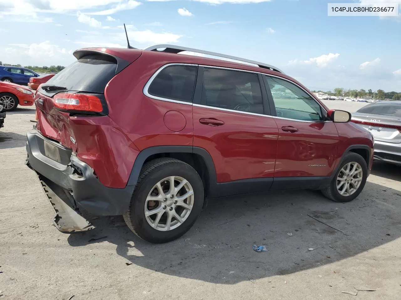 1C4PJLCB0HD236677 2017 Jeep Cherokee Latitude