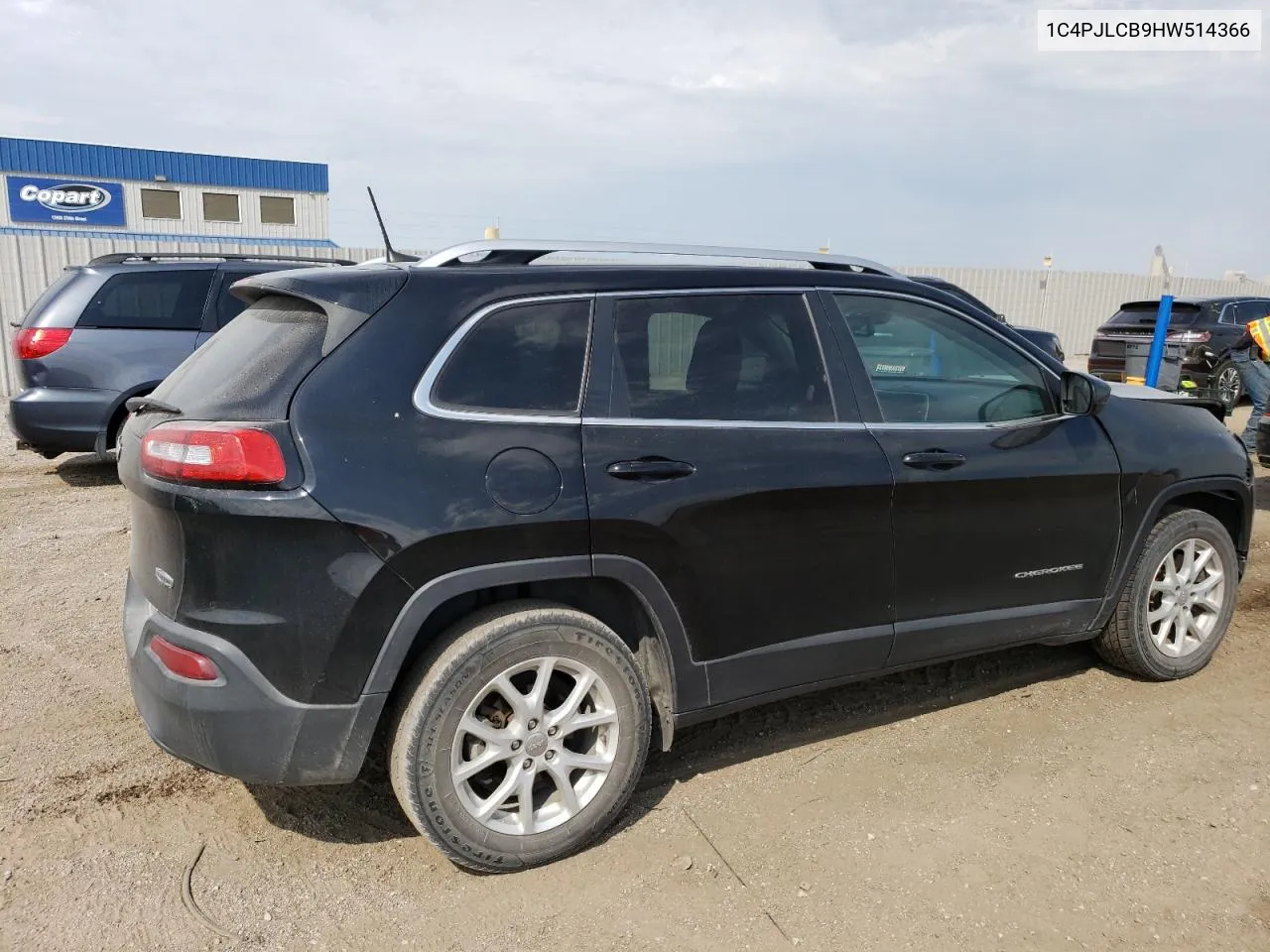 2017 Jeep Cherokee Latitude VIN: 1C4PJLCB9HW514366 Lot: 70611354