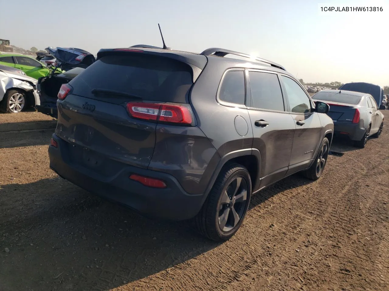 1C4PJLAB1HW613816 2017 Jeep Cherokee Sport