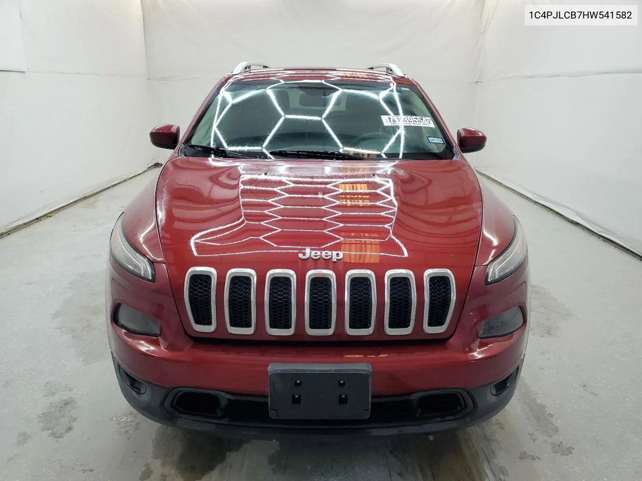 1C4PJLCB7HW541582 2017 Jeep Cherokee Latitude