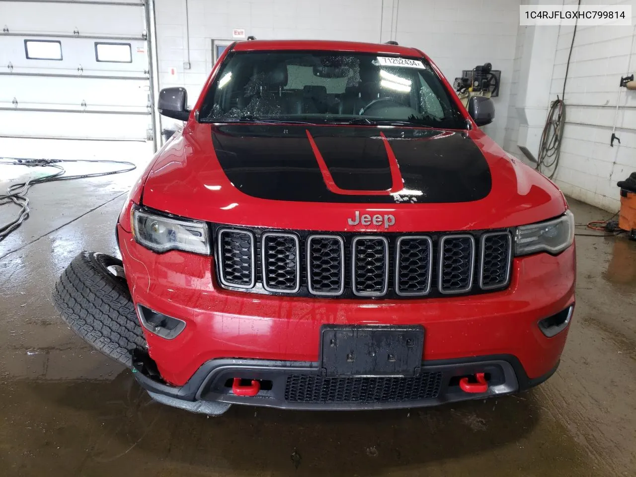 1C4RJFLGXHC799814 2017 Jeep Grand Cherokee Trailhawk