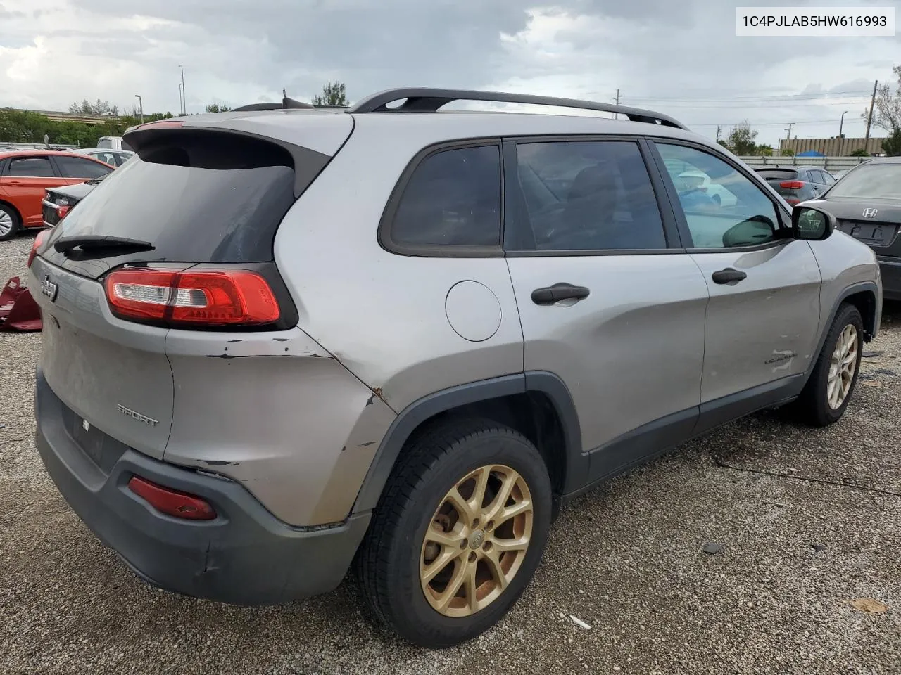 2017 Jeep Cherokee Sport VIN: 1C4PJLAB5HW616993 Lot: 71548834