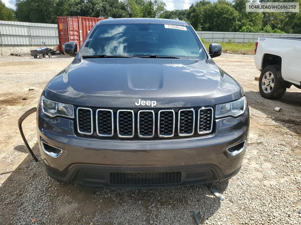 2017 Jeep Grand Cherokee Laredo VIN: 1C4RJEAG9HC696252 Lot: 71558844