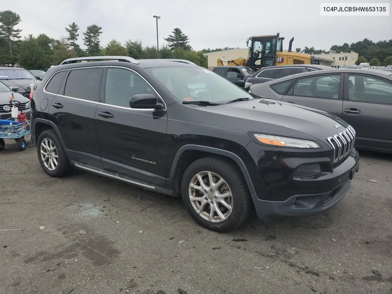 2017 Jeep Cherokee Latitude VIN: 1C4PJLCB5HW653135 Lot: 71630594