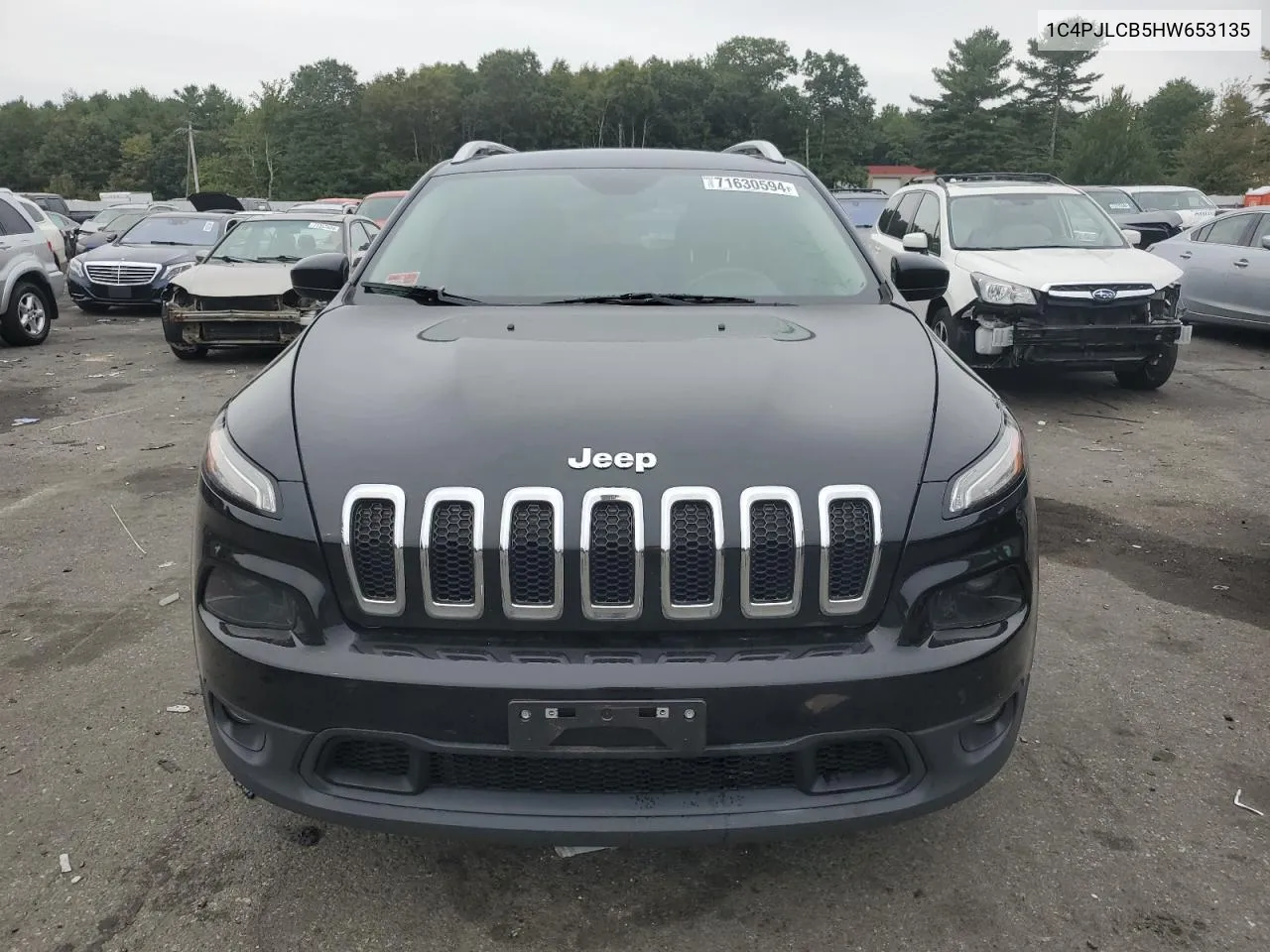 2017 Jeep Cherokee Latitude VIN: 1C4PJLCB5HW653135 Lot: 71630594