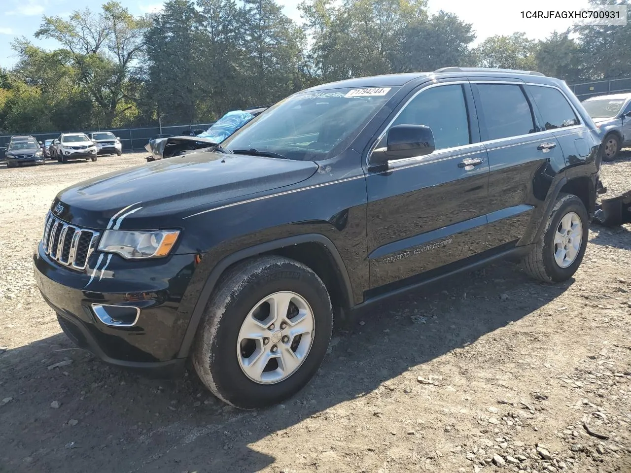 1C4RJFAGXHC700931 2017 Jeep Grand Cherokee Laredo