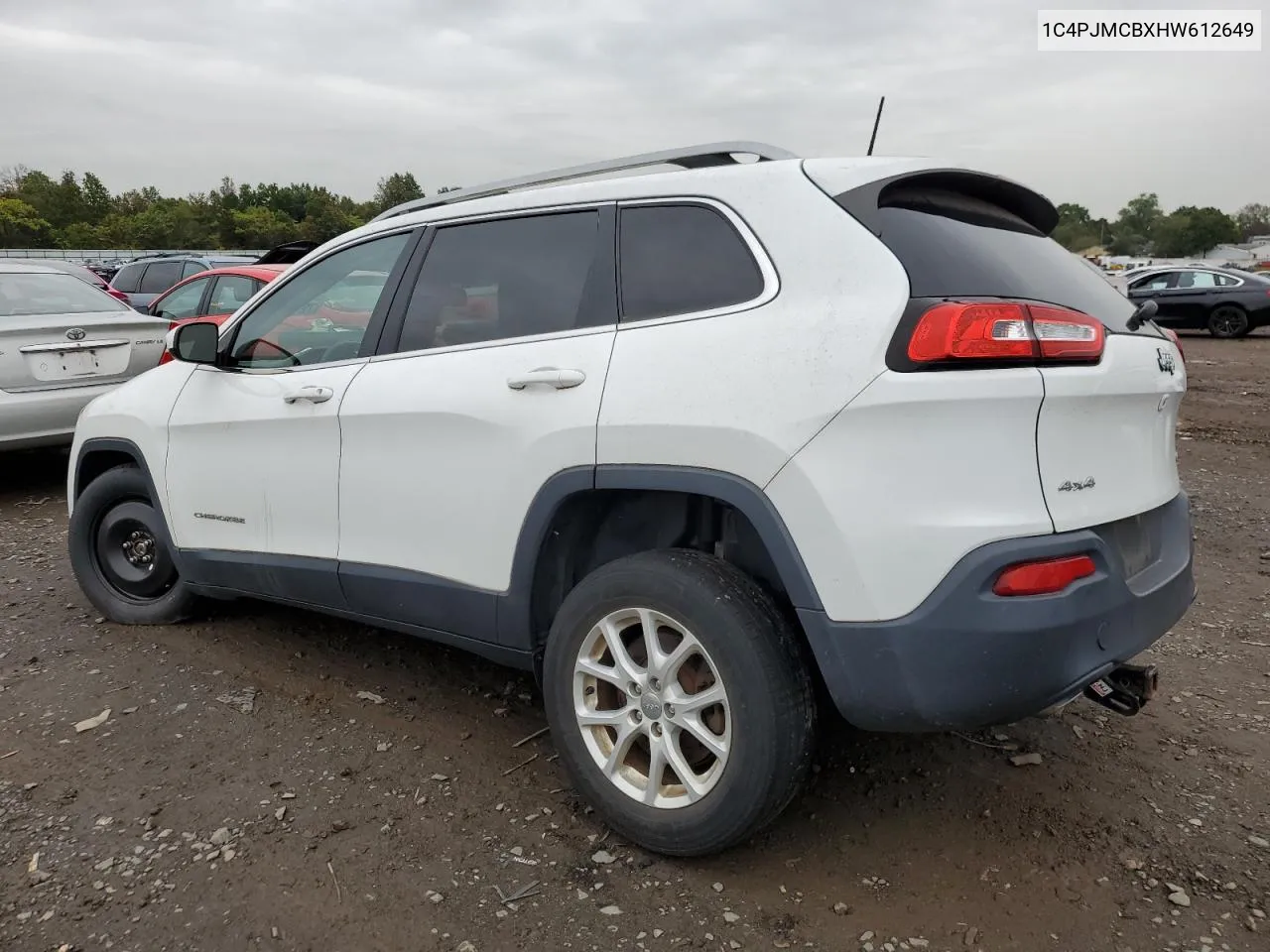 2017 Jeep Cherokee Latitude VIN: 1C4PJMCBXHW612649 Lot: 72109674