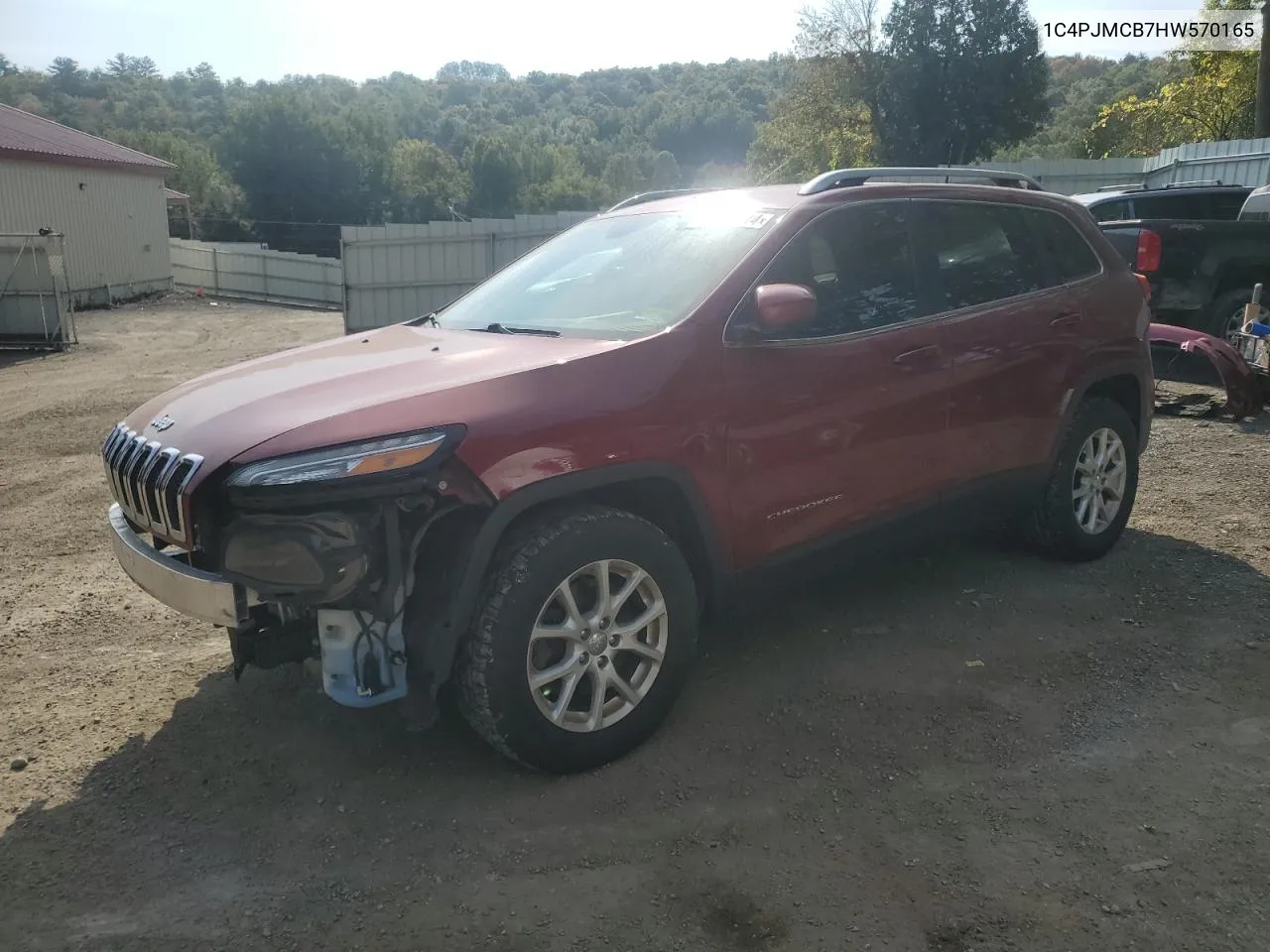 2017 Jeep Cherokee Latitude VIN: 1C4PJMCB7HW570165 Lot: 72153814