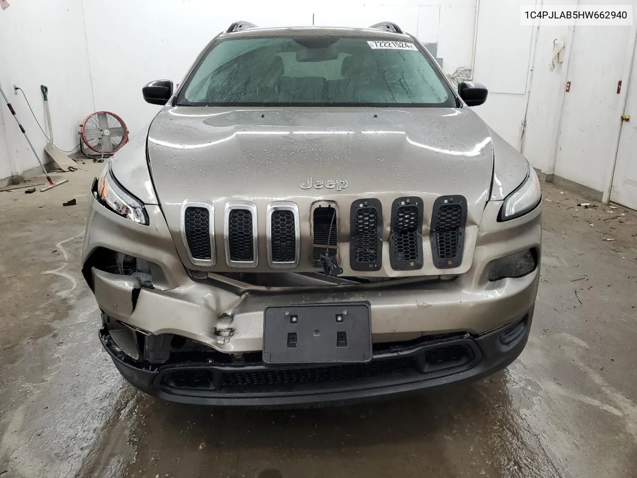 1C4PJLAB5HW662940 2017 Jeep Cherokee Sport