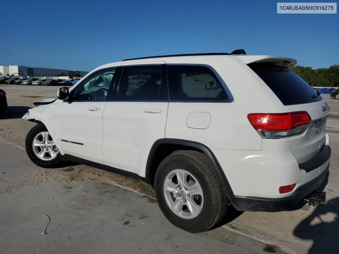 1C4RJEAG5HC916275 2017 Jeep Grand Cherokee Laredo