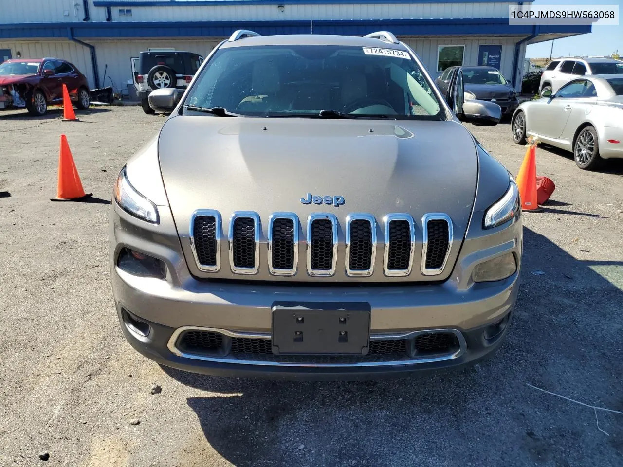 1C4PJMDS9HW563068 2017 Jeep Cherokee Limited