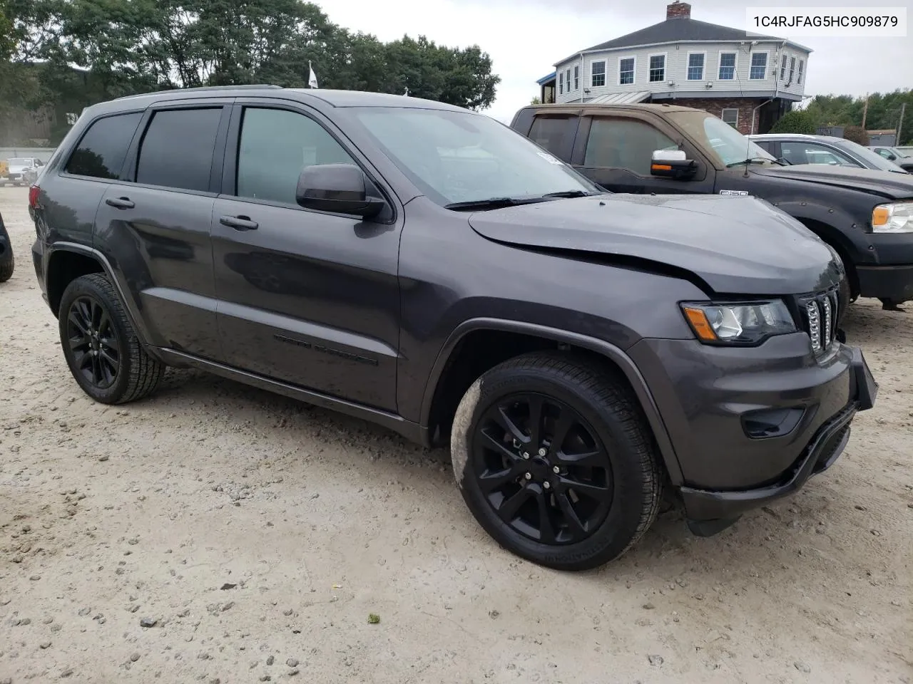 2017 Jeep Grand Cherokee Laredo VIN: 1C4RJFAG5HC909879 Lot: 72542344