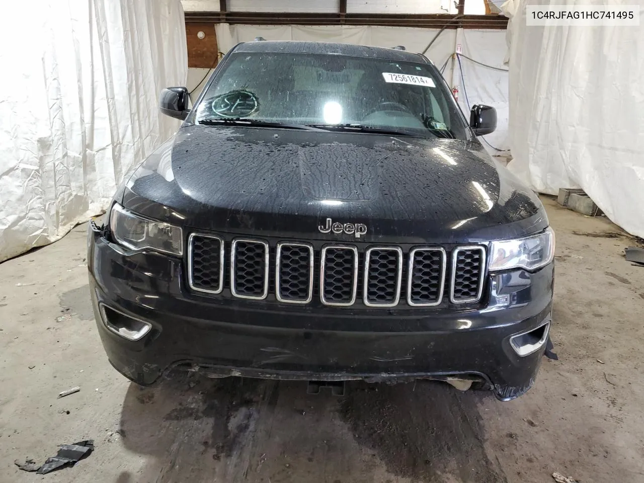 1C4RJFAG1HC741495 2017 Jeep Grand Cherokee Laredo