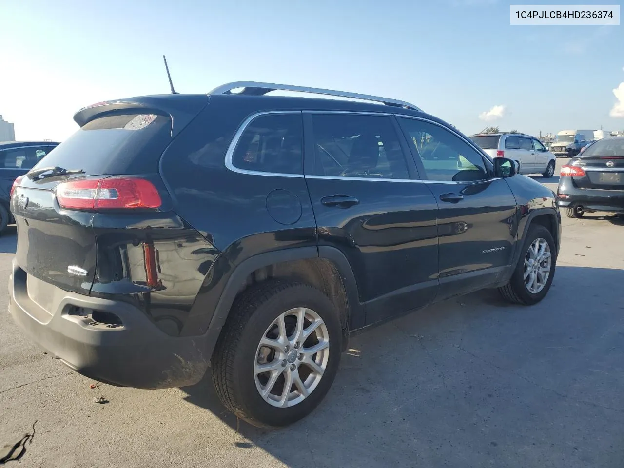 1C4PJLCB4HD236374 2017 Jeep Cherokee Latitude