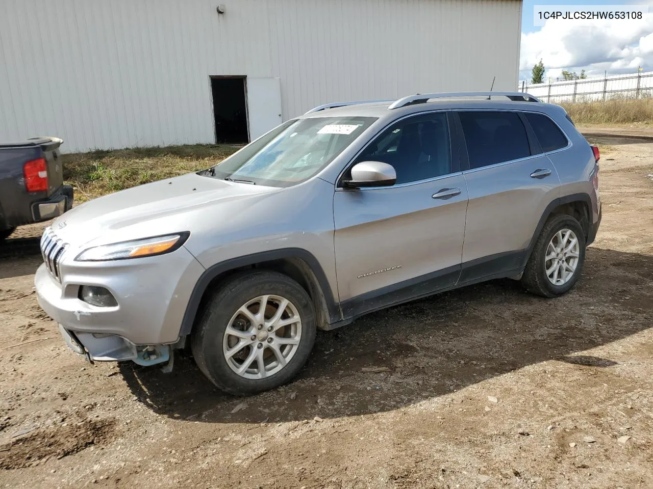 2017 Jeep Cherokee Latitude VIN: 1C4PJLCS2HW653108 Lot: 72706274