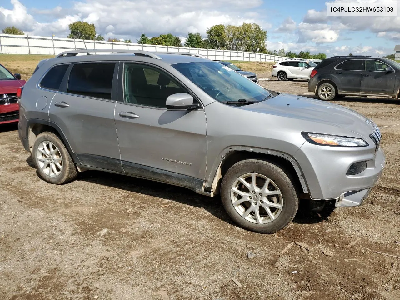 2017 Jeep Cherokee Latitude VIN: 1C4PJLCS2HW653108 Lot: 72706274