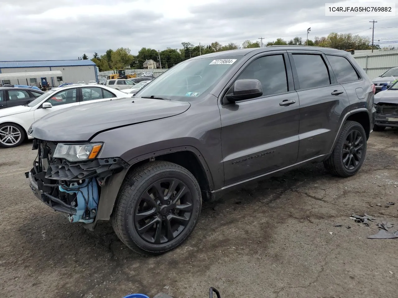 1C4RJFAG5HC769882 2017 Jeep Grand Cherokee Laredo