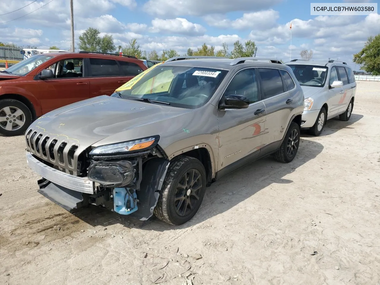 2017 Jeep Cherokee Latitude VIN: 1C4PJLCB7HW603580 Lot: 72900334