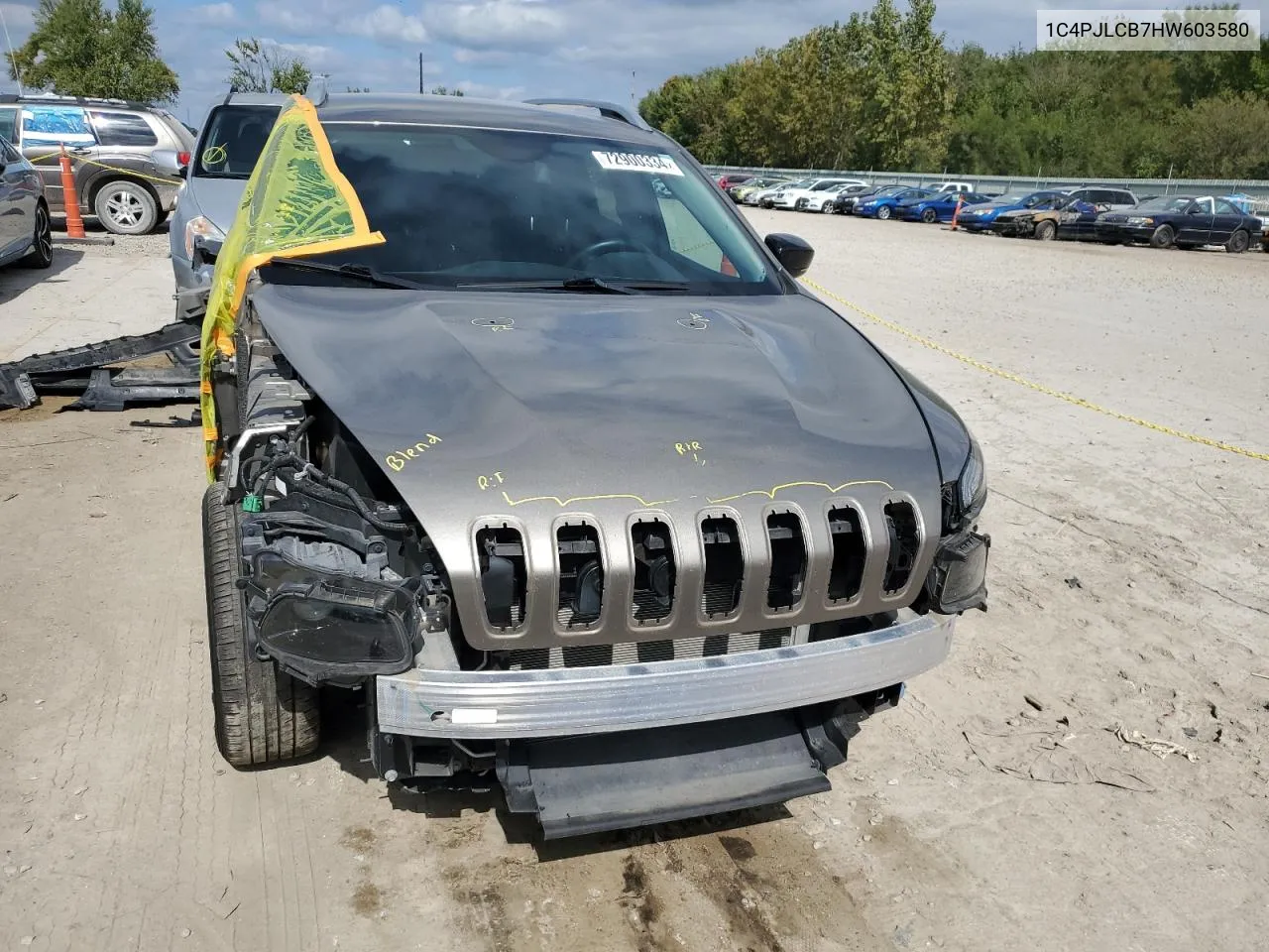 2017 Jeep Cherokee Latitude VIN: 1C4PJLCB7HW603580 Lot: 72900334