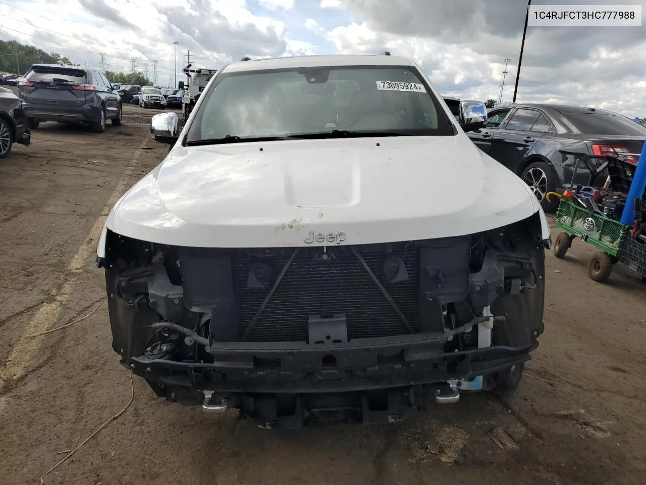 1C4RJFCT3HC777988 2017 Jeep Grand Cherokee Overland