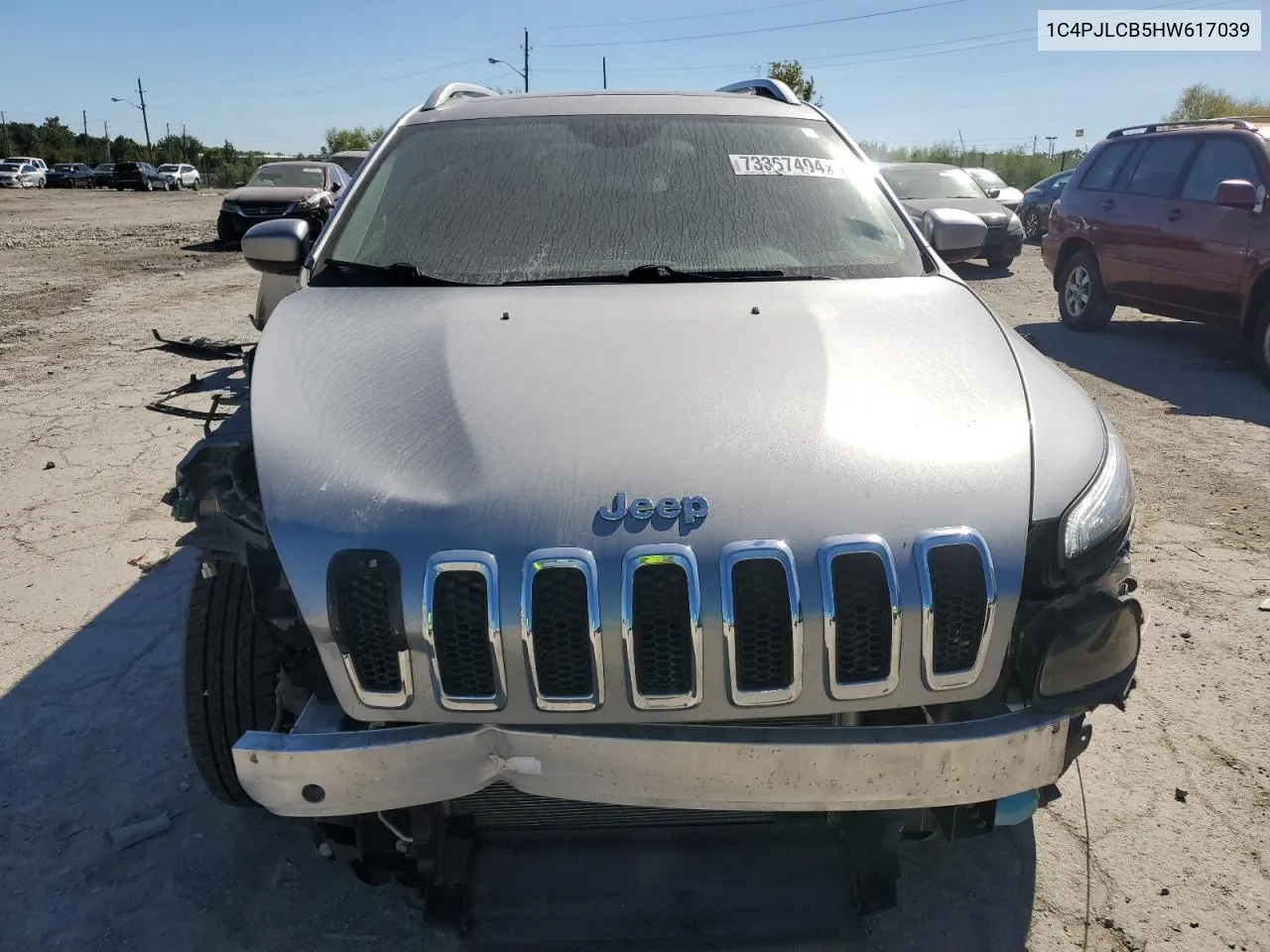 1C4PJLCB5HW617039 2017 Jeep Cherokee Latitude