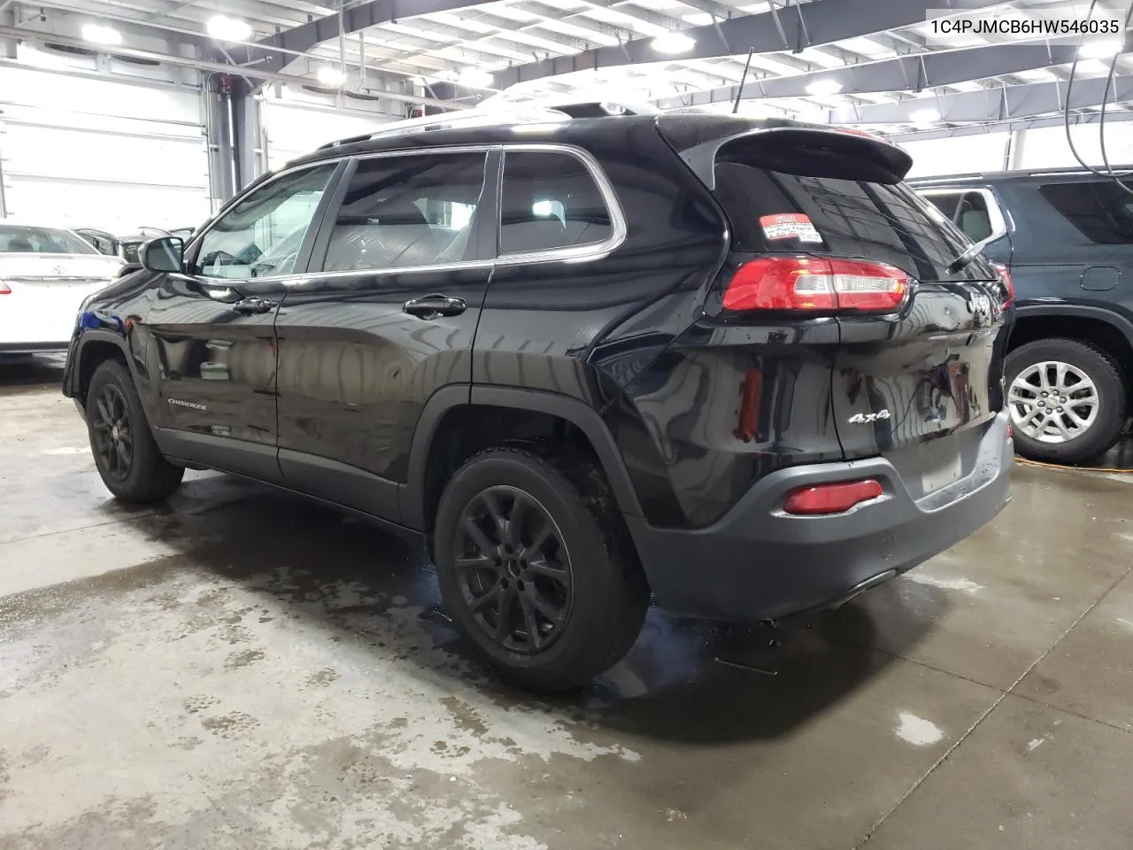 1C4PJMCB6HW546035 2017 Jeep Cherokee Latitude