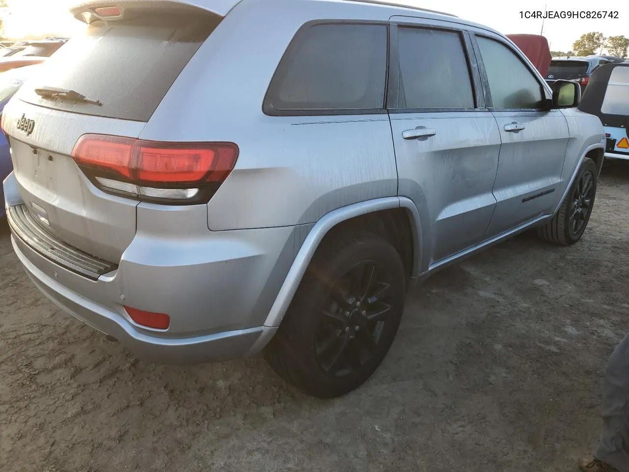 1C4RJEAG9HC826742 2017 Jeep Grand Cherokee Laredo