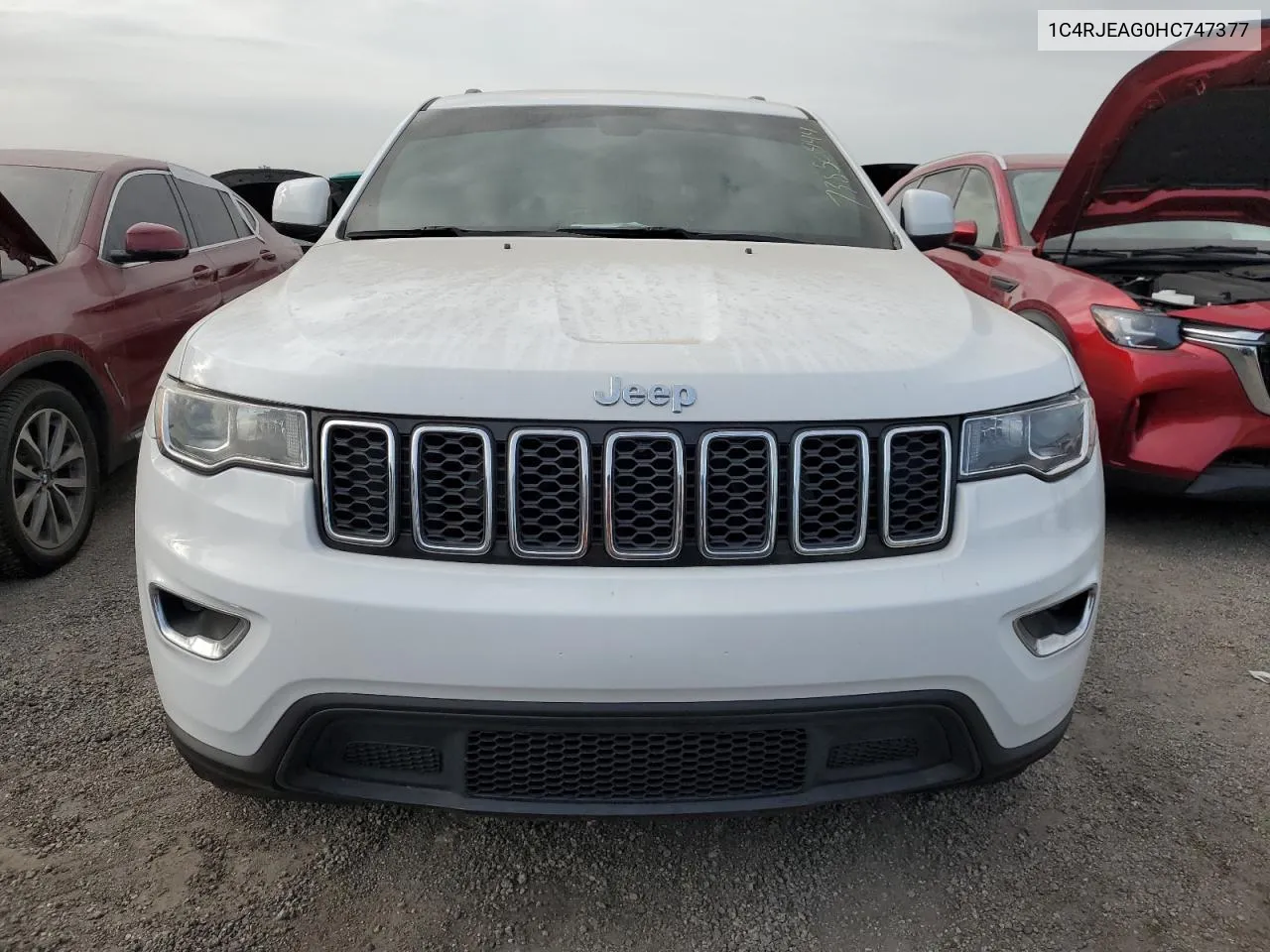 2017 Jeep Grand Cherokee Laredo VIN: 1C4RJEAG0HC747377 Lot: 73850944