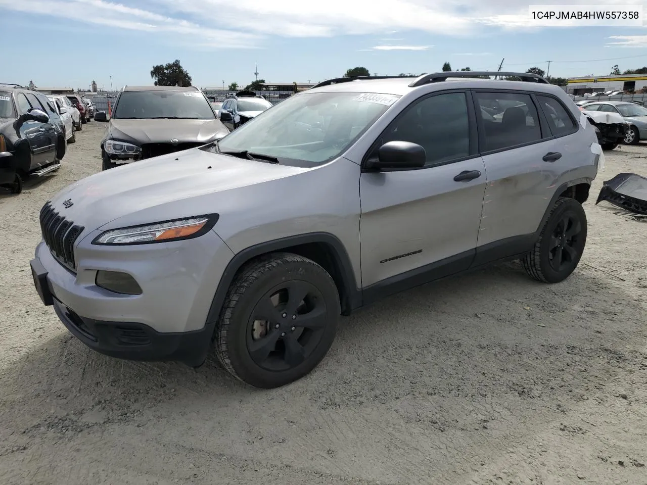 2017 Jeep Cherokee Sport VIN: 1C4PJMAB4HW557358 Lot: 74333914