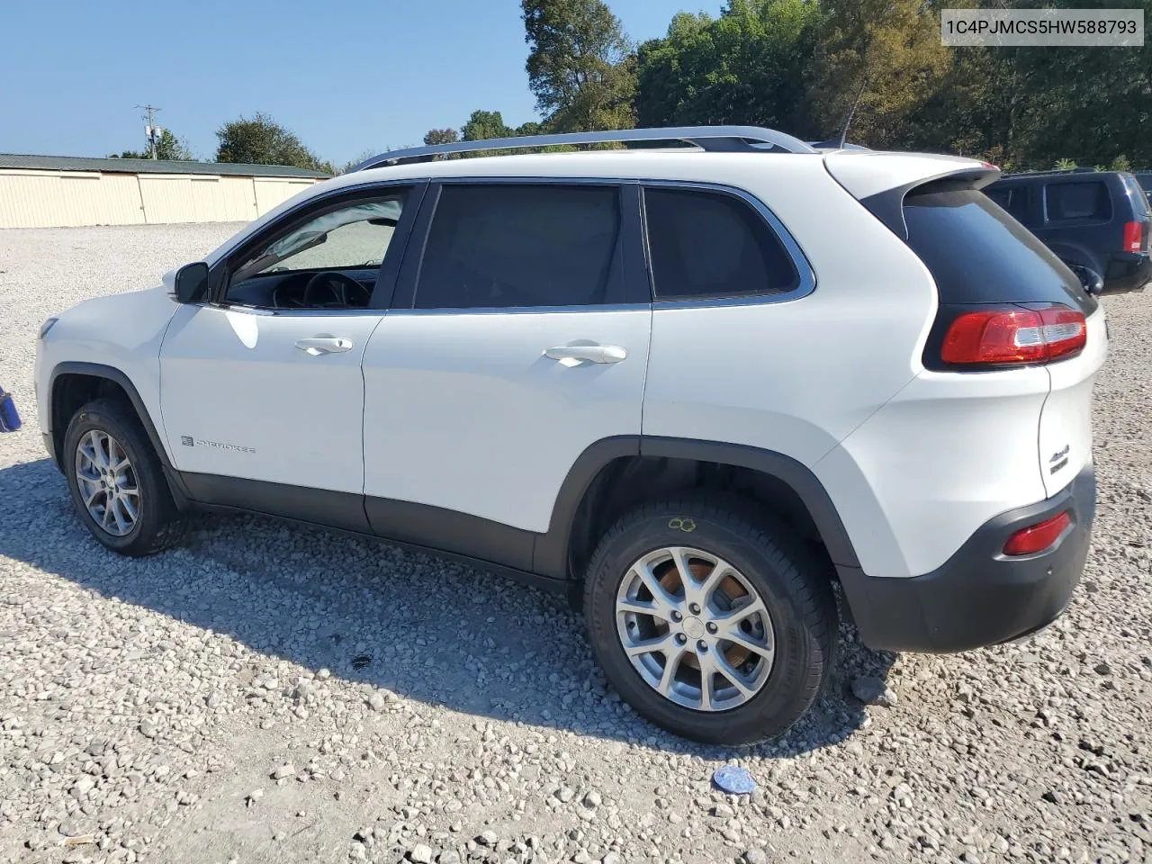 2017 Jeep Cherokee Latitude VIN: 1C4PJMCS5HW588793 Lot: 74794494