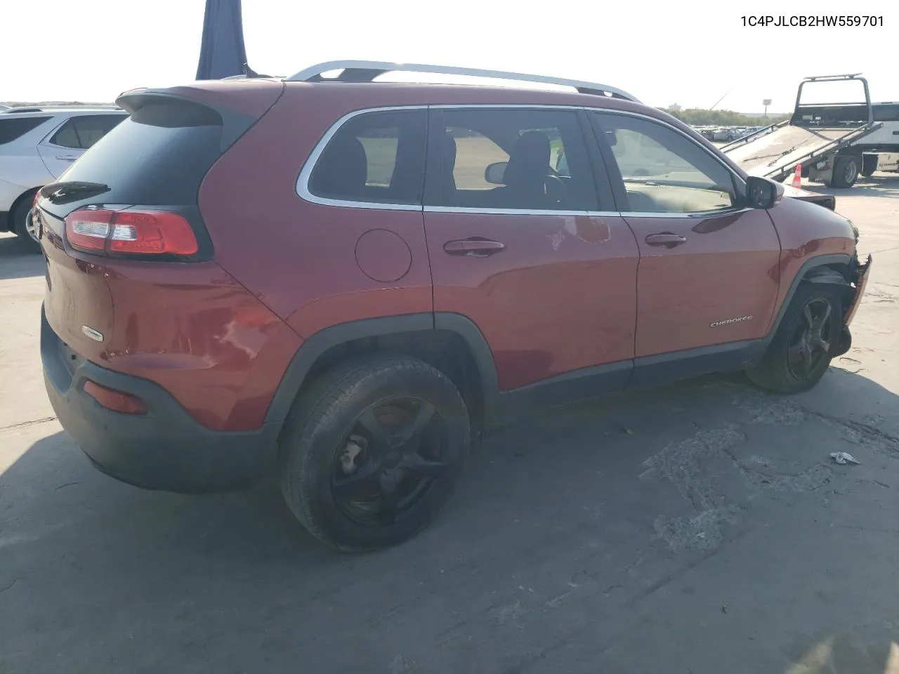 1C4PJLCB2HW559701 2017 Jeep Cherokee Latitude