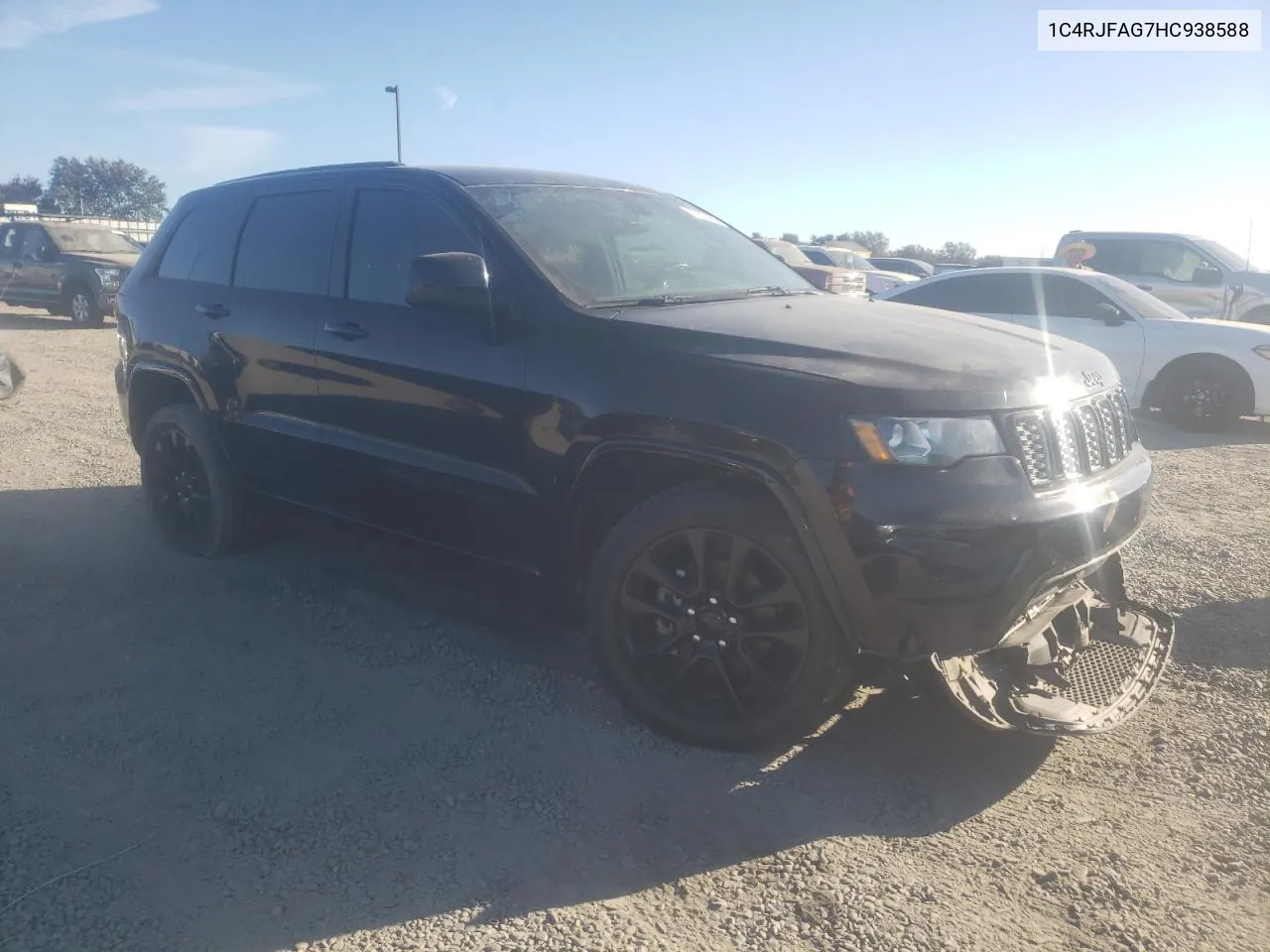 2017 Jeep Grand Cherokee Laredo VIN: 1C4RJFAG7HC938588 Lot: 75327964