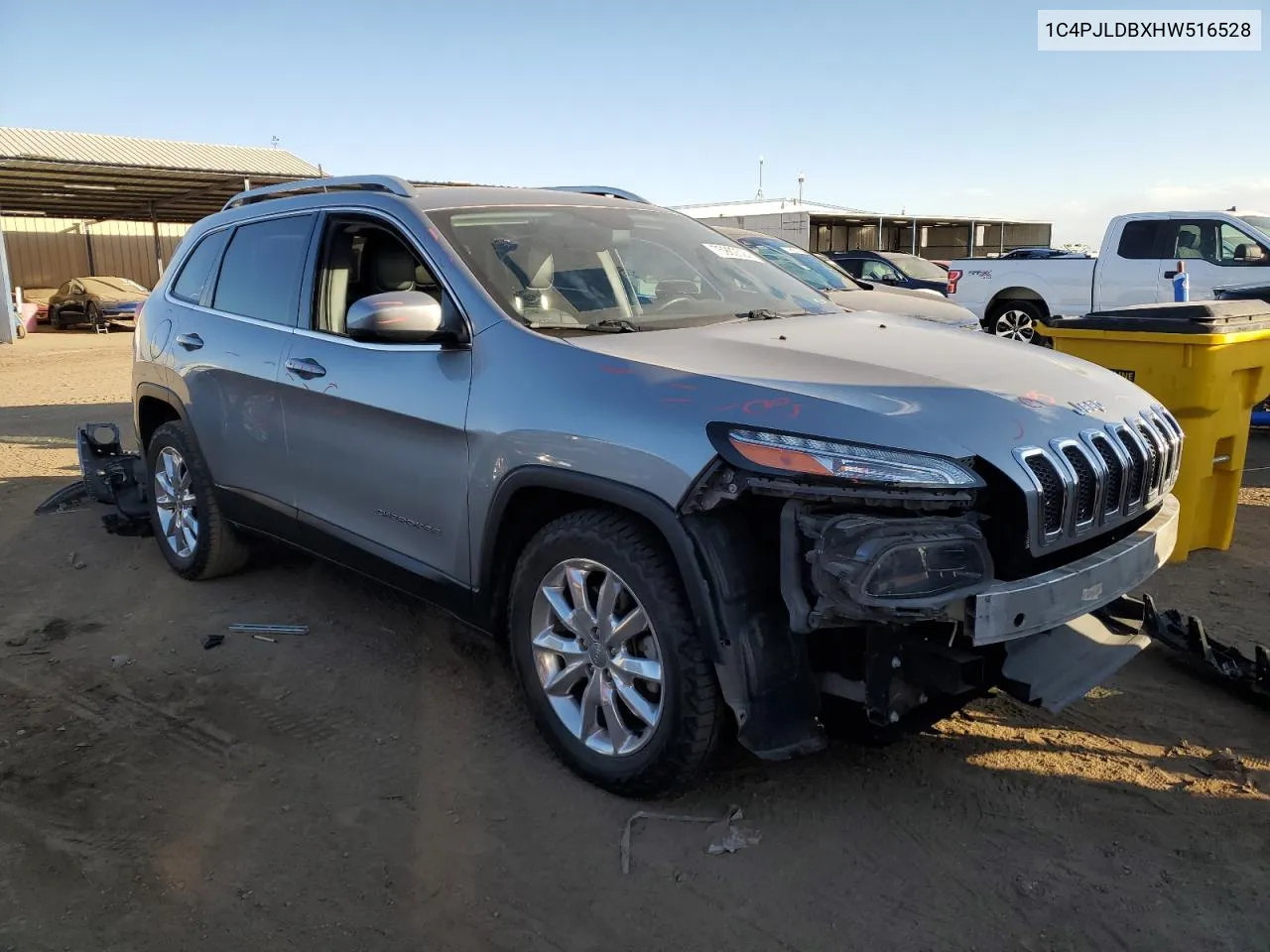 2017 Jeep Cherokee Limited VIN: 1C4PJLDBXHW516528 Lot: 75902524