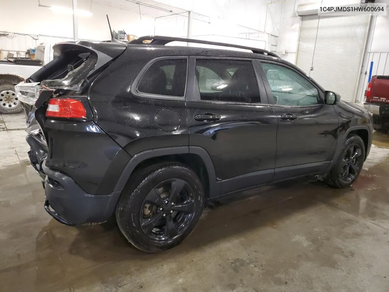 2017 Jeep Cherokee Limited VIN: 1C4PJMDS1HW600694 Lot: 76032684