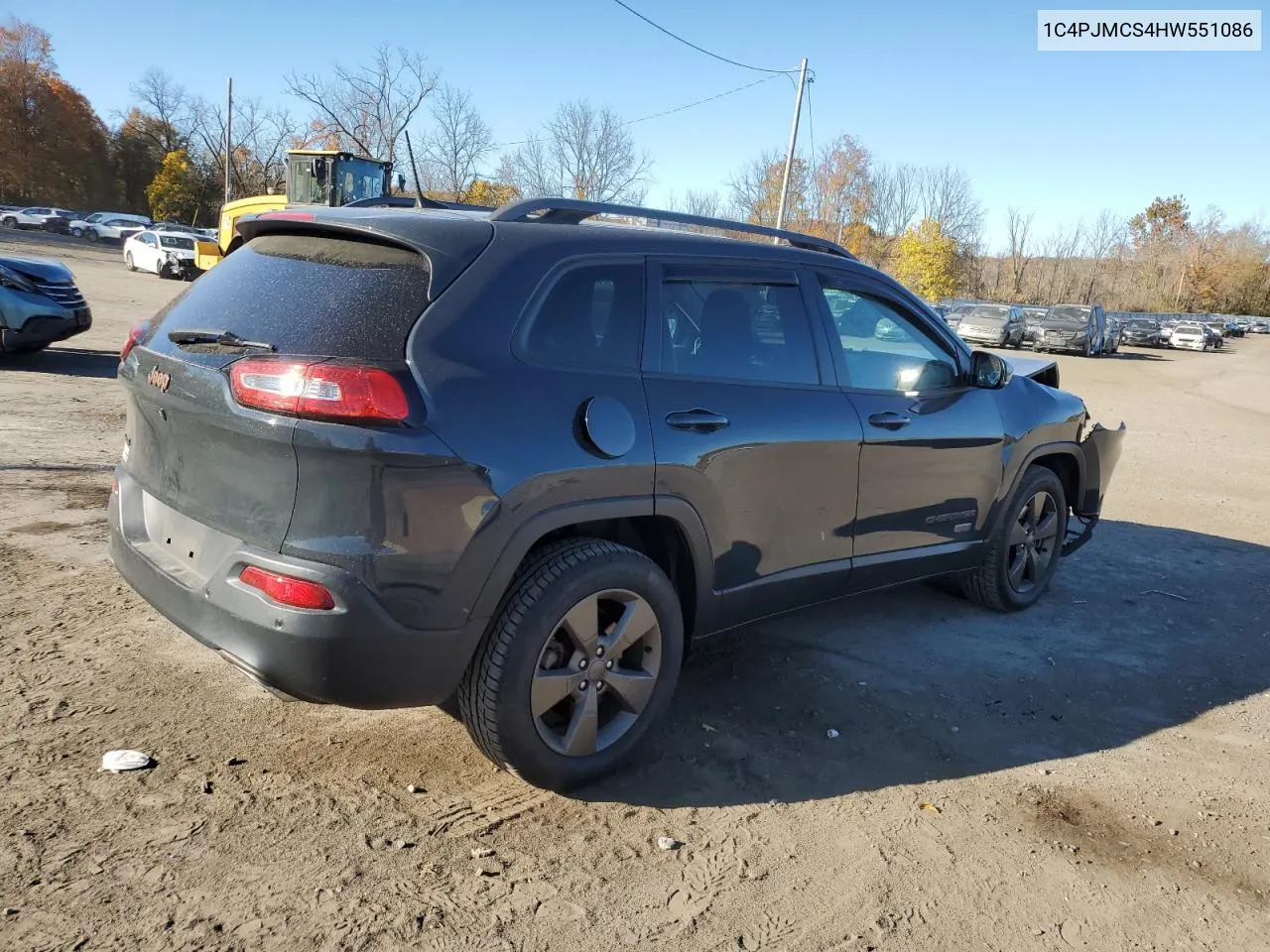 2017 Jeep Cherokee Latitude VIN: 1C4PJMCS4HW551086 Lot: 76365434