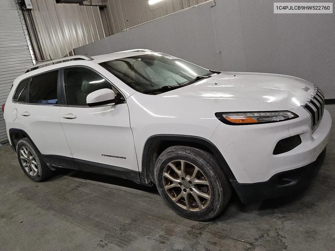 2017 Jeep Cherokee Latitude VIN: 1C4PJLCB9HW522760 Lot: 76571534