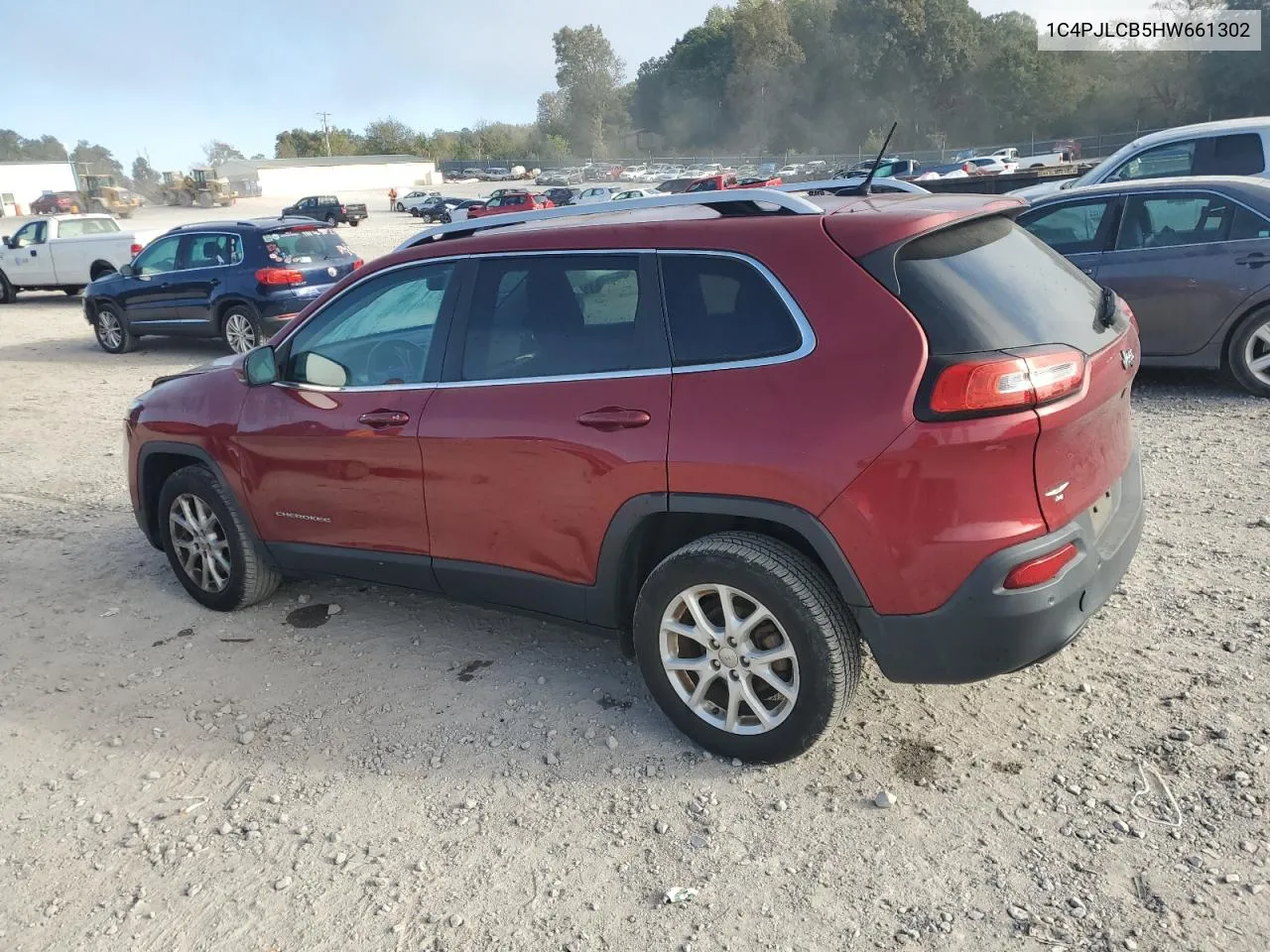 2017 Jeep Cherokee Latitude VIN: 1C4PJLCB5HW661302 Lot: 76717484