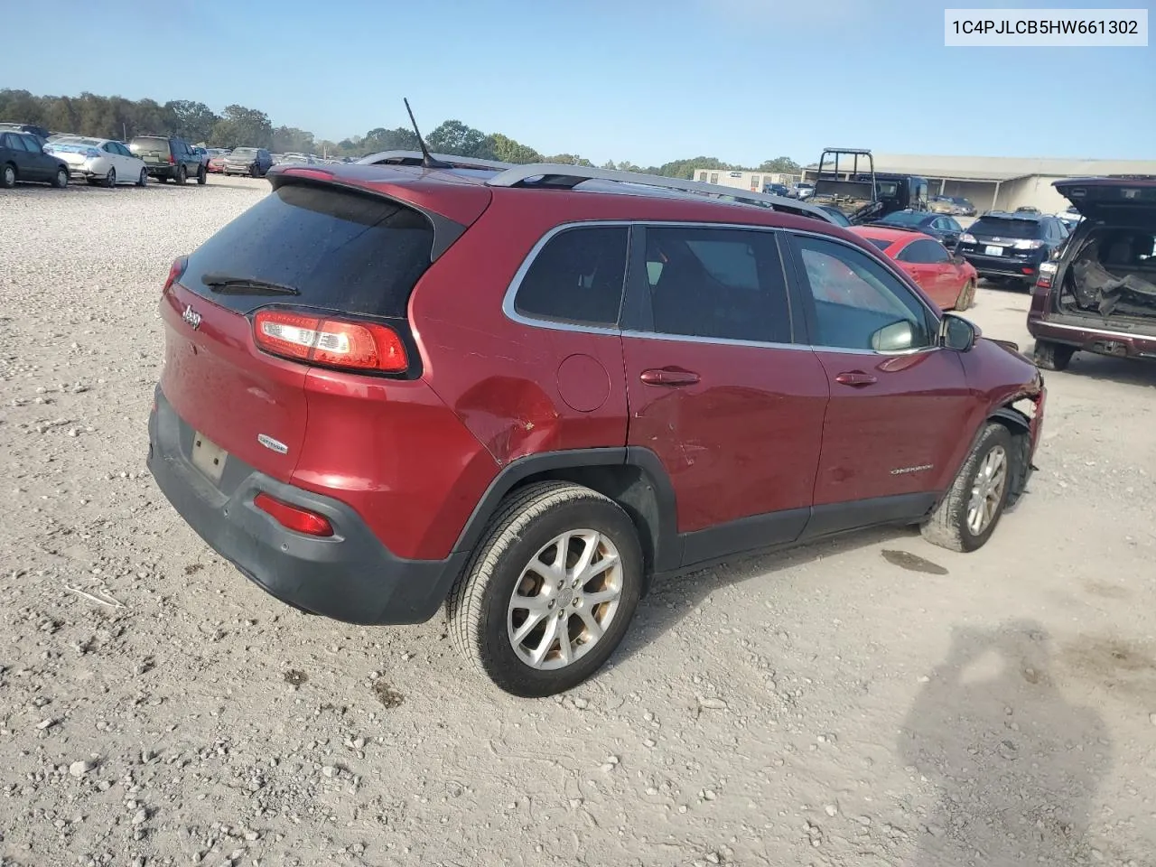 2017 Jeep Cherokee Latitude VIN: 1C4PJLCB5HW661302 Lot: 76717484