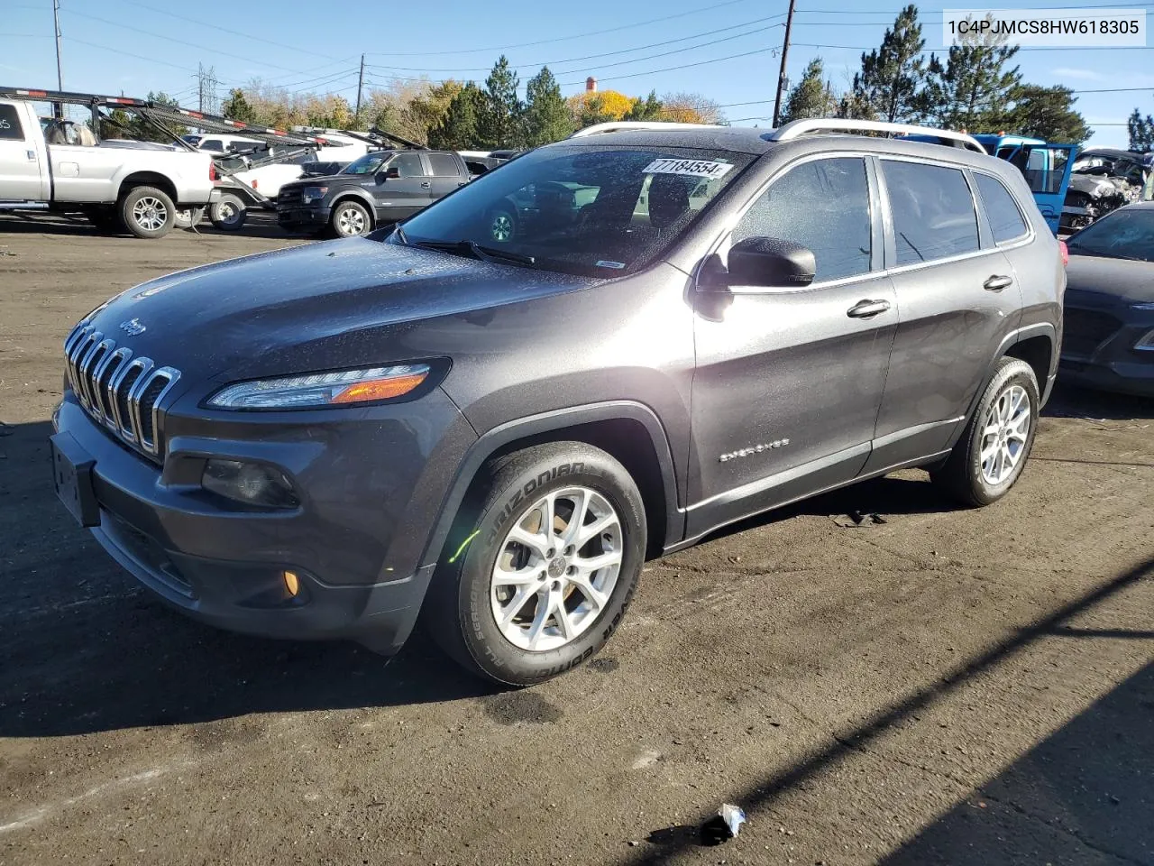 2017 Jeep Cherokee Latitude VIN: 1C4PJMCS8HW618305 Lot: 77184554