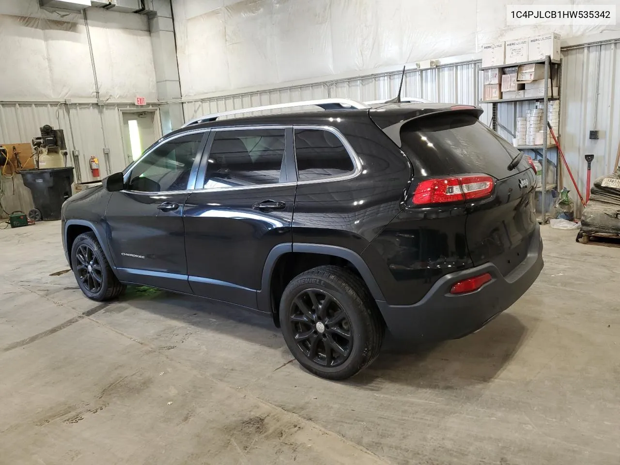 2017 Jeep Cherokee Latitude VIN: 1C4PJLCB1HW535342 Lot: 77319794