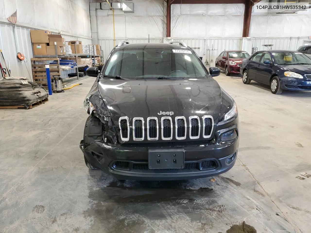 2017 Jeep Cherokee Latitude VIN: 1C4PJLCB1HW535342 Lot: 77319794