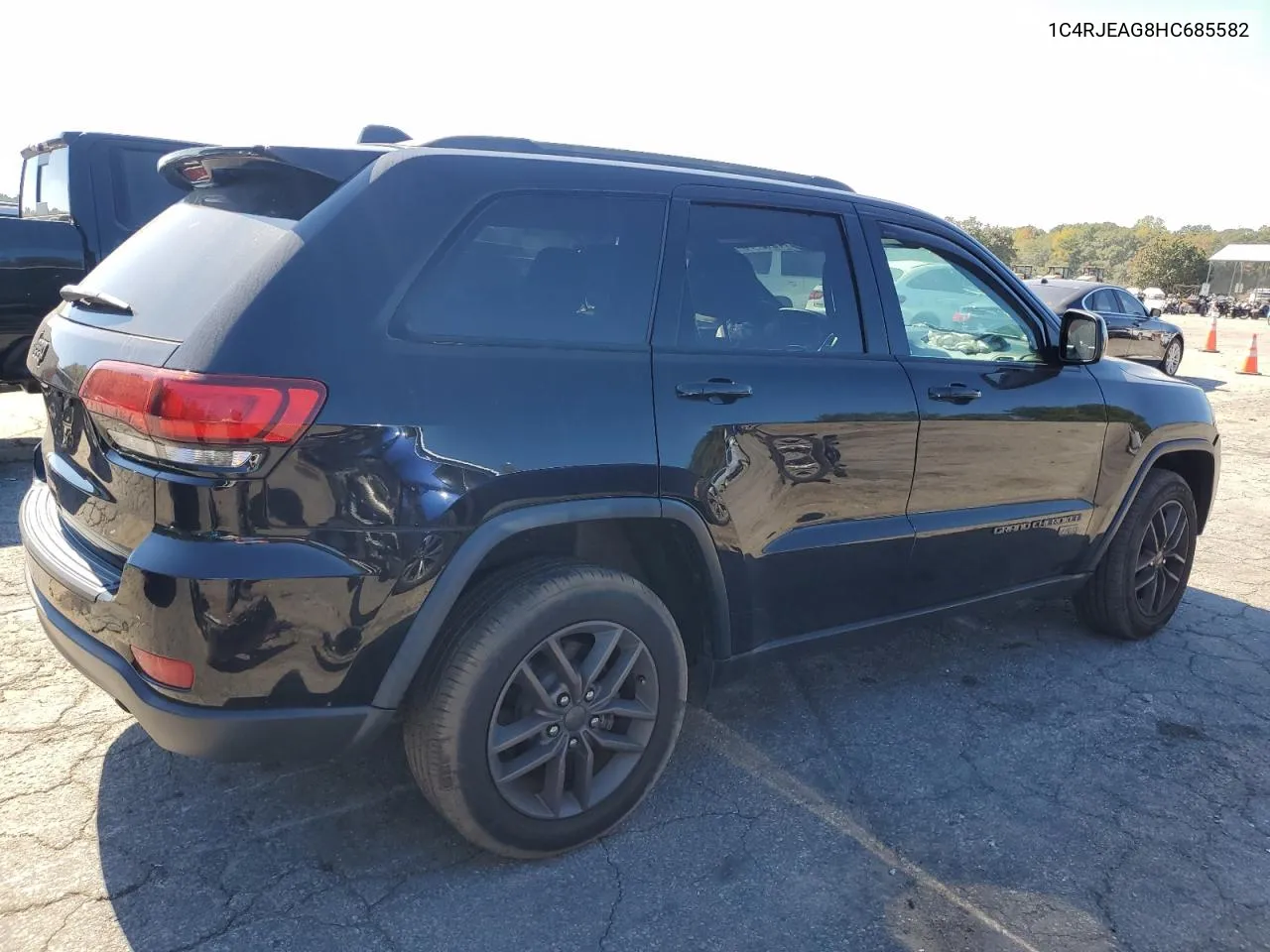 2017 Jeep Grand Cherokee Laredo VIN: 1C4RJEAG8HC685582 Lot: 77542744