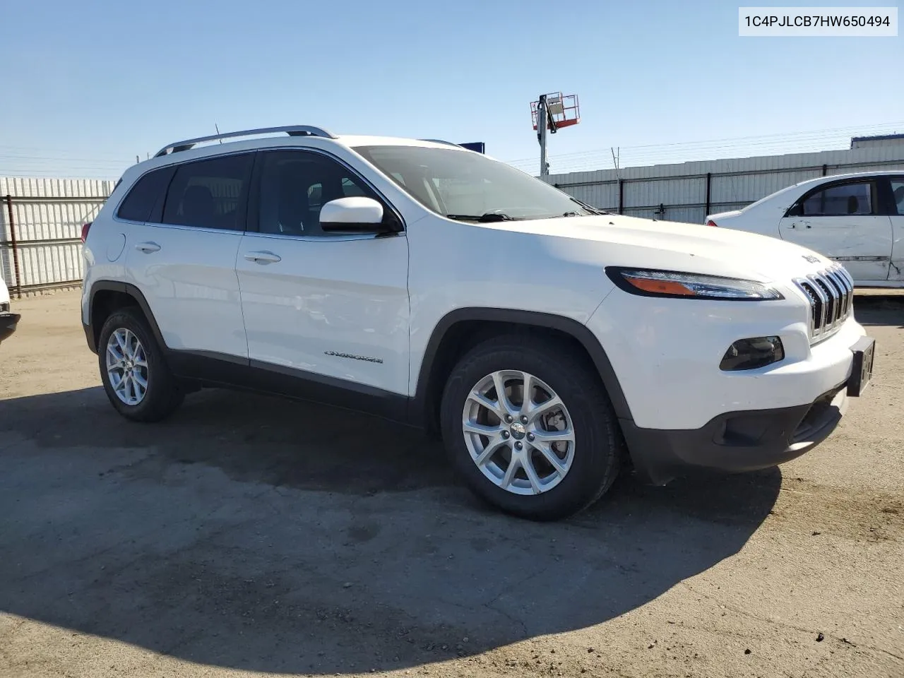 2017 Jeep Cherokee Latitude VIN: 1C4PJLCB7HW650494 Lot: 78327304