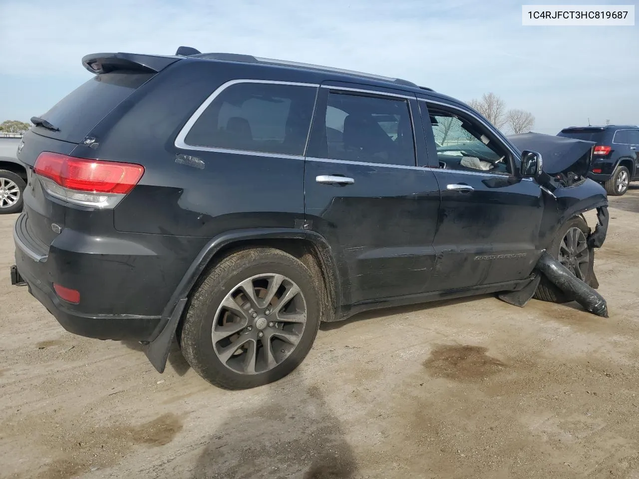 2017 Jeep Grand Cherokee Overland VIN: 1C4RJFCT3HC819687 Lot: 78416994