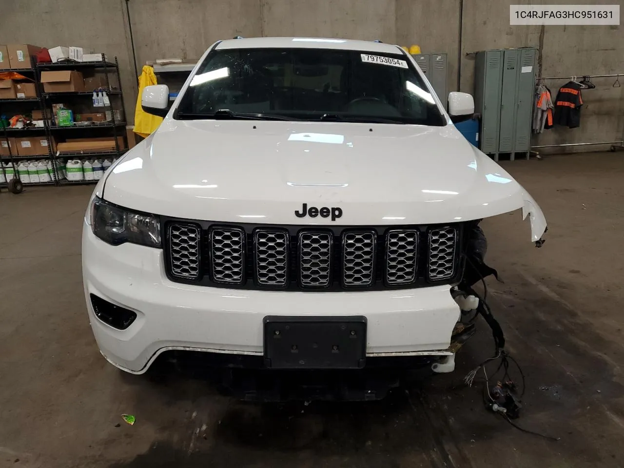 1C4RJFAG3HC951631 2017 Jeep Grand Cherokee Laredo