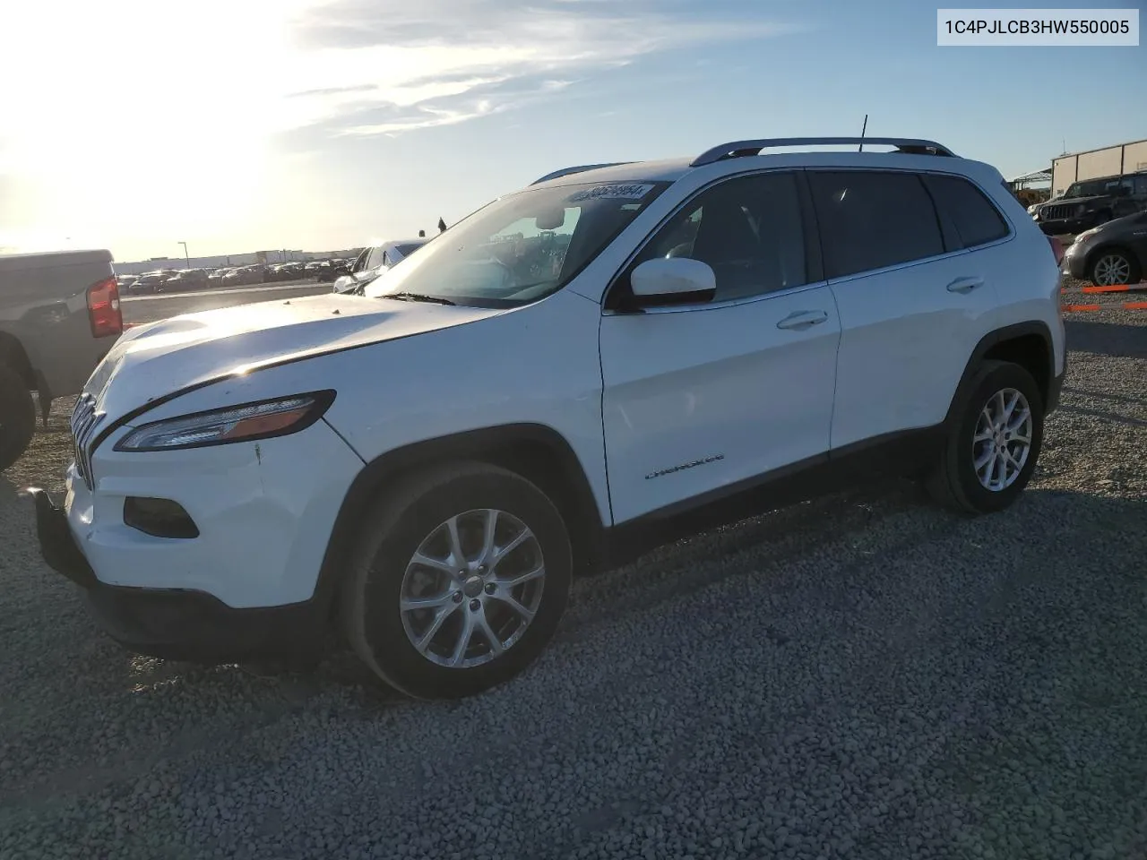 2017 Jeep Cherokee Latitude VIN: 1C4PJLCB3HW550005 Lot: 80524954