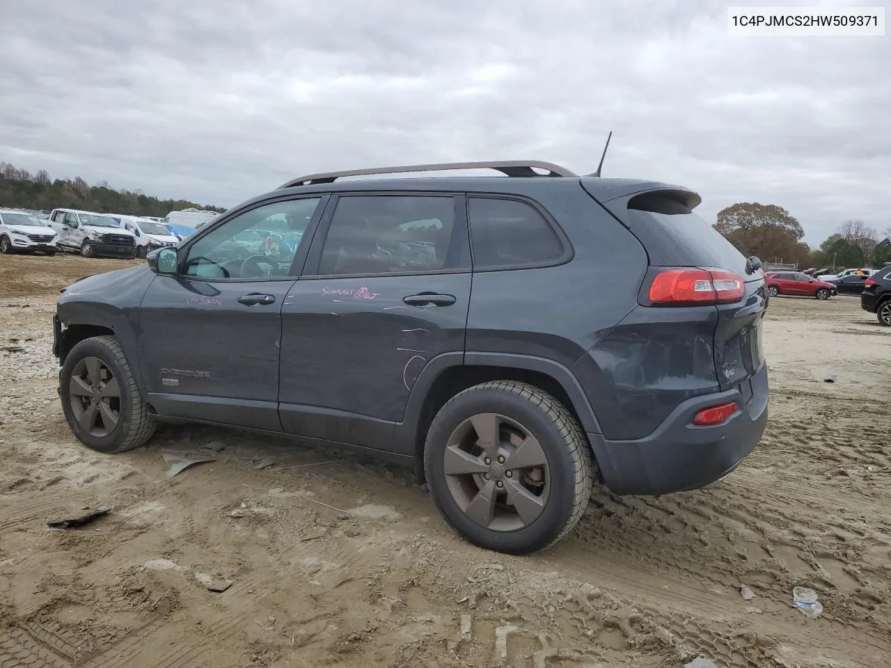 2017 Jeep Cherokee Latitude VIN: 1C4PJMCS2HW509371 Lot: 80913504