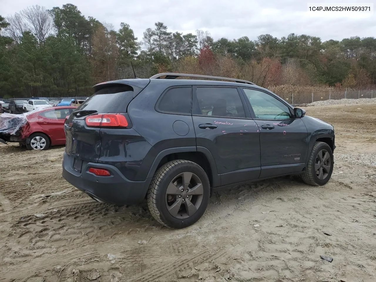 2017 Jeep Cherokee Latitude VIN: 1C4PJMCS2HW509371 Lot: 80913504