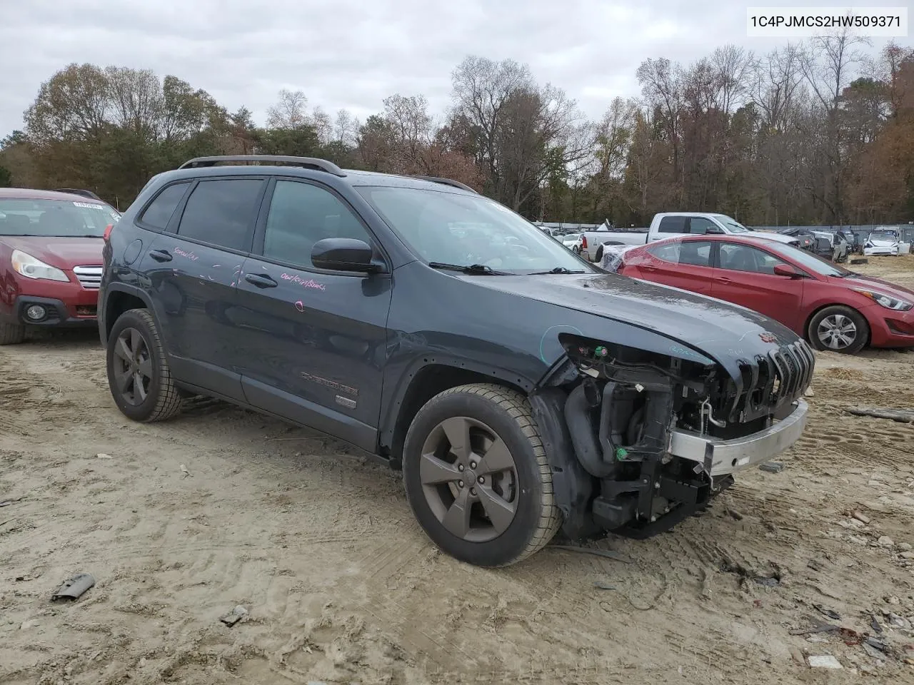 2017 Jeep Cherokee Latitude VIN: 1C4PJMCS2HW509371 Lot: 80913504