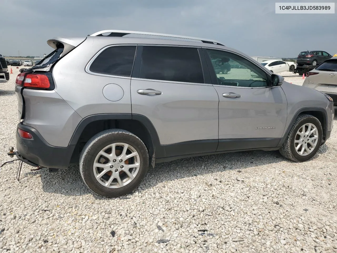 2018 Jeep Cherokee Latitude Plus VIN: 1C4PJLLB3JD583989 Lot: 54285114